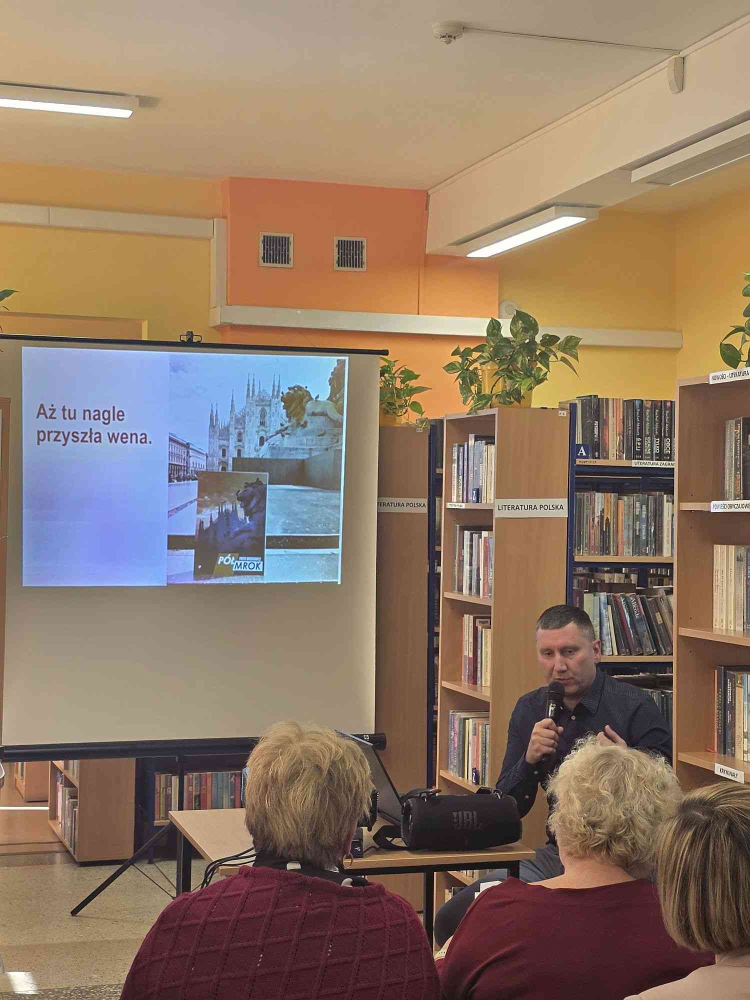 Spotkanie autorskie z Piotrem Woskowiczem