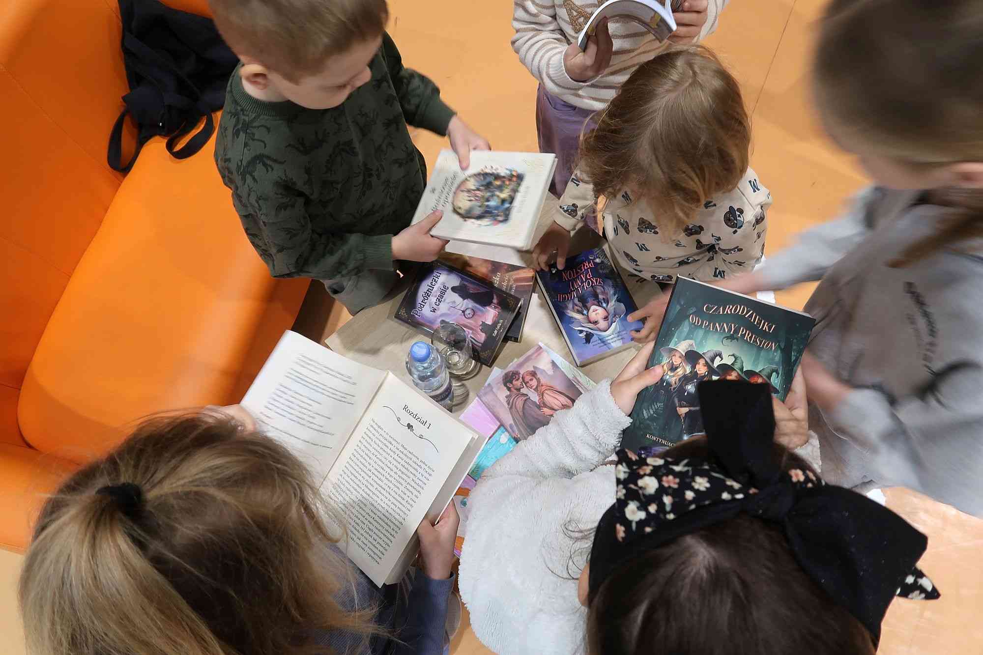 Spotkanie autorskie z Gabrielą Feliksik w Okleśnej